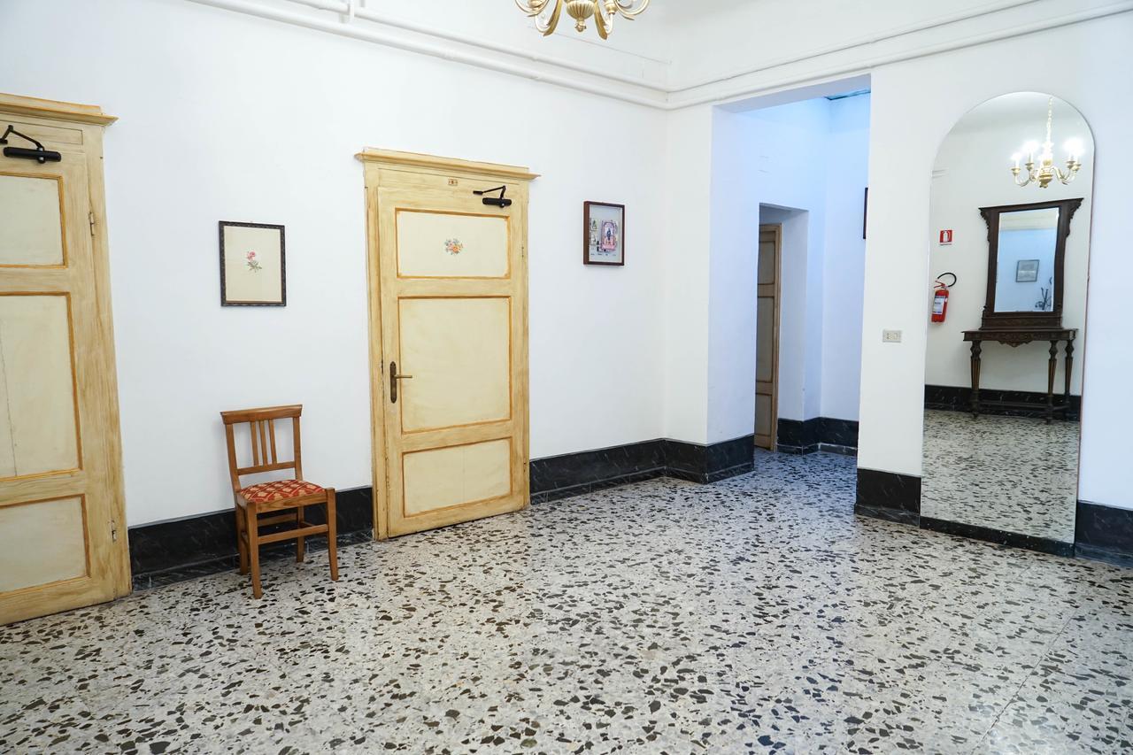 Albergo Tre Donzelle Siena Luaran gambar