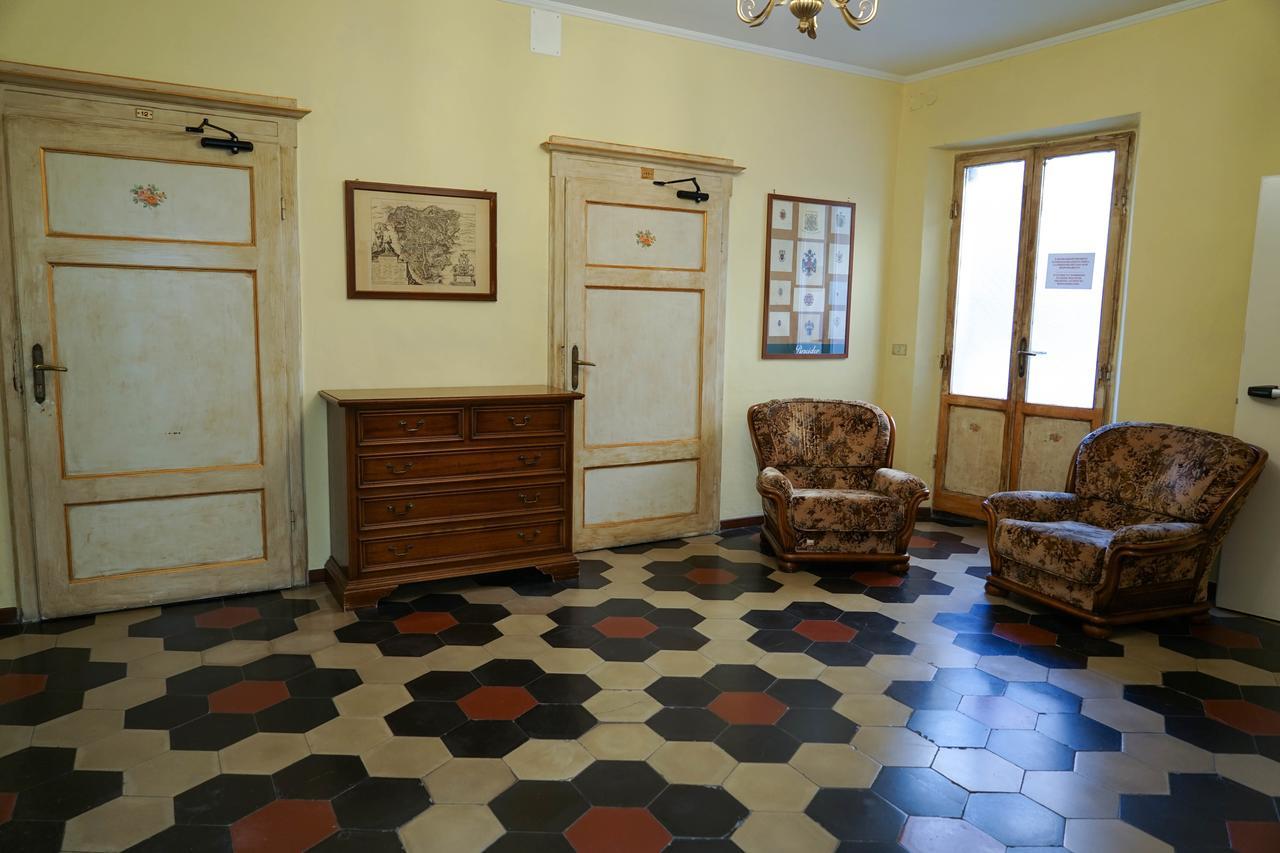 Albergo Tre Donzelle Siena Luaran gambar